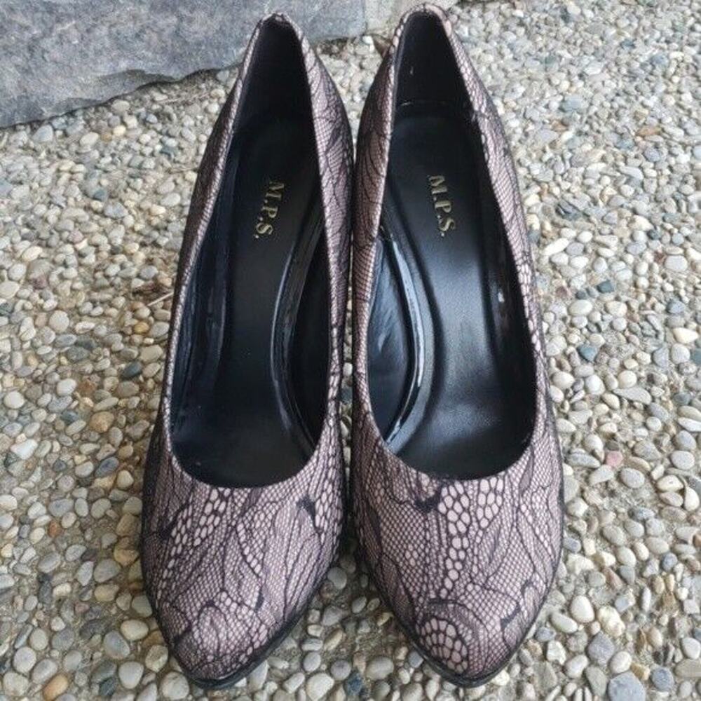 M.P.S Nude and Black Lace High Heel Pumps - Size 8.5 - Picture 3 of 7